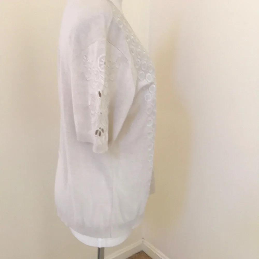 TORY BURCH ecru Size L short sleeve embroidered crew Top